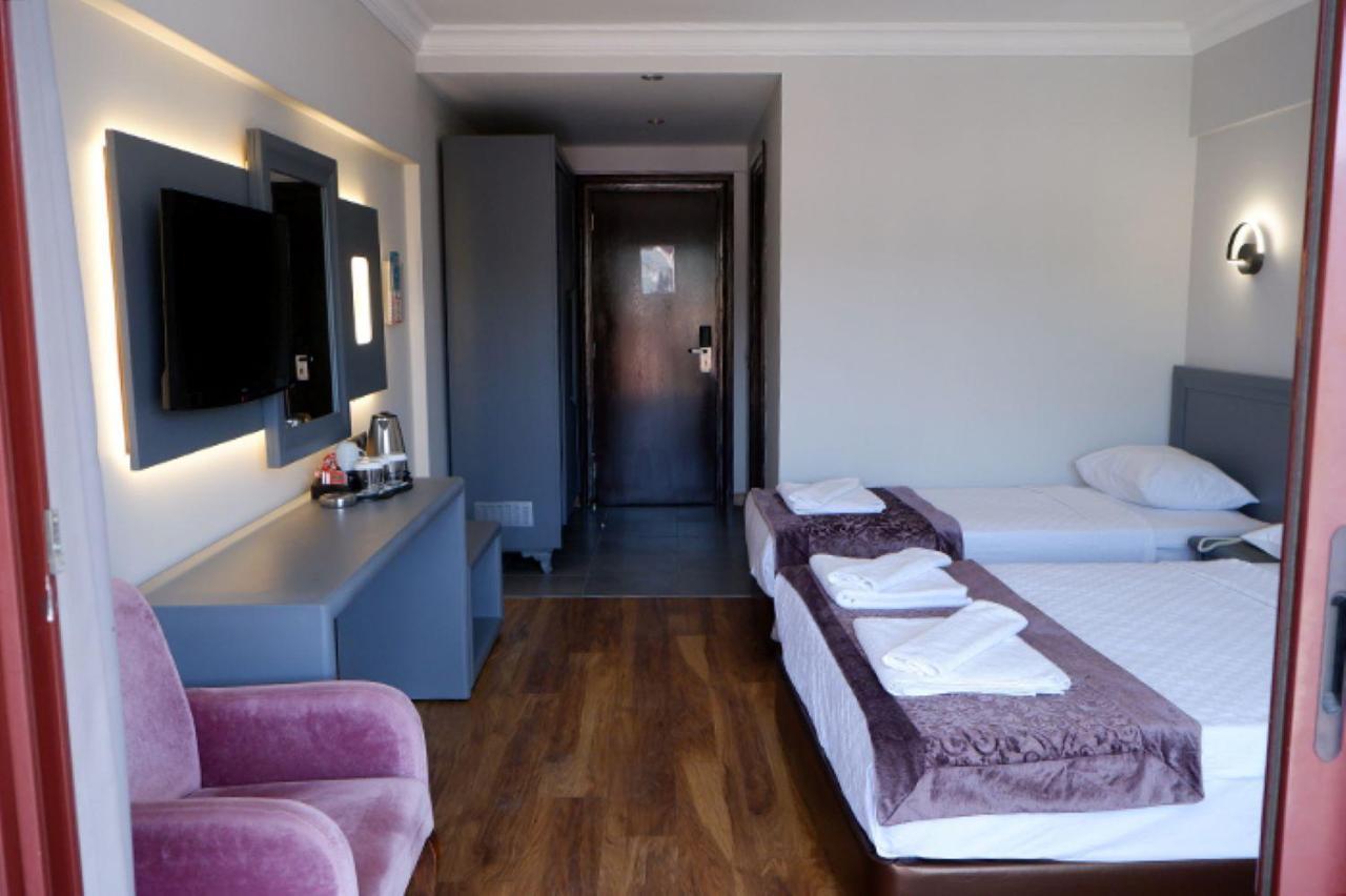 Club Viva Hotel 말마리스 외부 사진