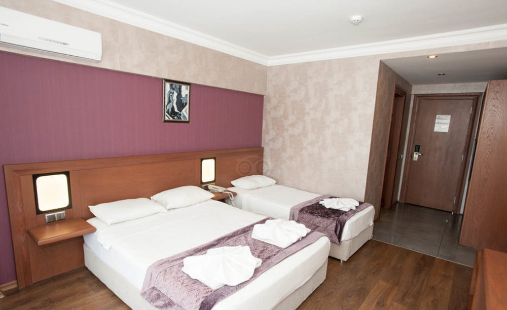 Club Viva Hotel 말마리스 외부 사진